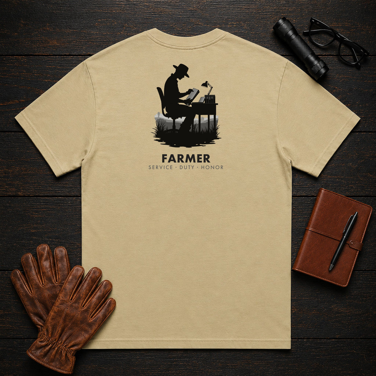 Farmer t-shirt in Khaki, Reviewing the Ledger (Male)