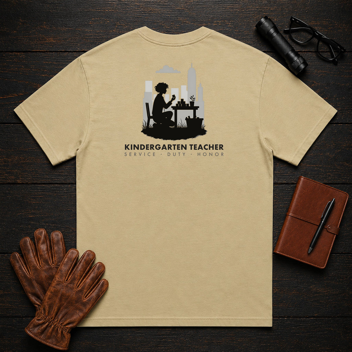 Kindergarten Teacher t-shirt in Khaki, Counting at table (Female)